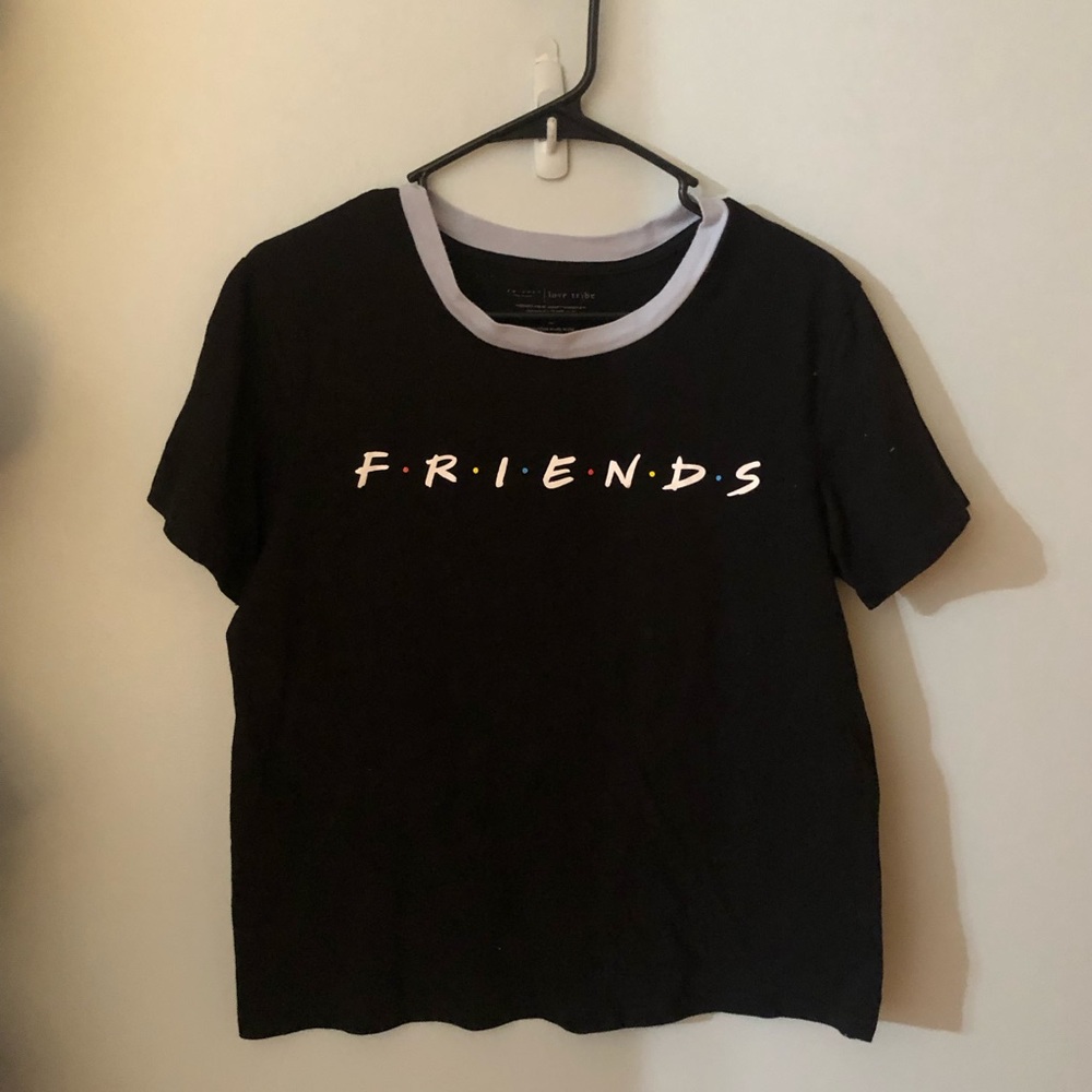 FRIENDS tee